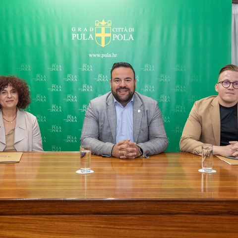 potpisivanje ugovora s izvođačem radova za izgradnju Dnevnog centra Veruda - Pula