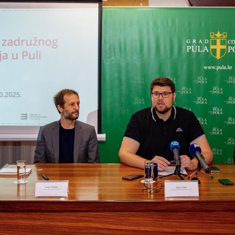 tiskovna konferencija