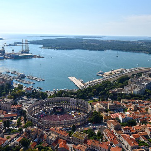 Pula