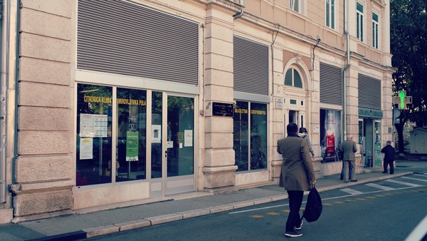 Predavanje će se održati u prostorijama Čitaonice kluba umirovljenika Pula