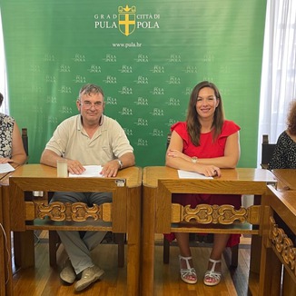 Potpisan aneks kolektivnog ugovora za zaposlene u Dnevnom centru za rehabilitaciju Veruda - Pula