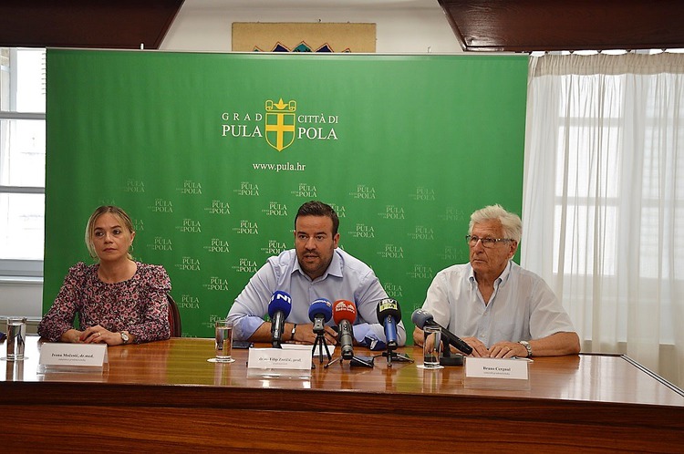 Gradonačelnik i zamjenici gradonačelnika