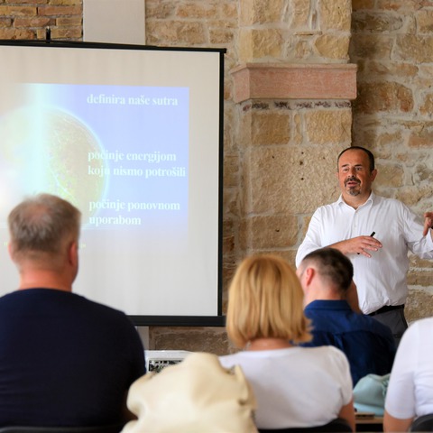 Stručno predavanje „Održivom gradnjom do ušteda energije“