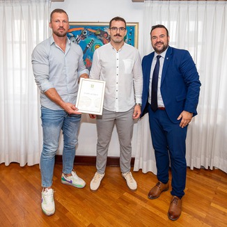 Zelg Galešić i Ivan Vitasović na prijemu kod gradonačelnika Filipa Zoričića